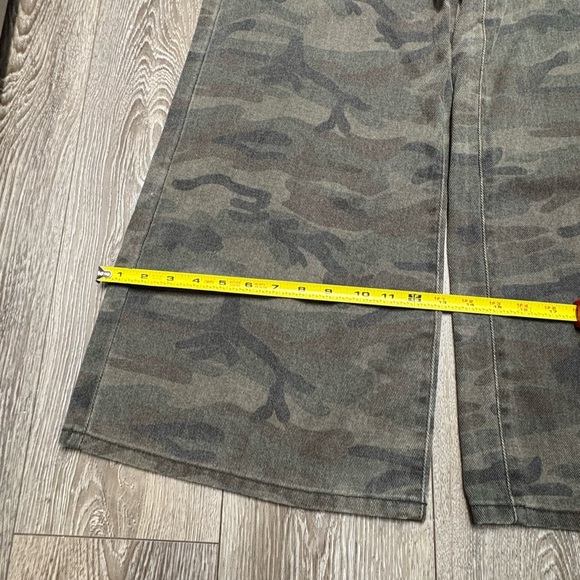 Refrain Los Angeles Camouflage Wide-Leg Pants - Picture 4 of 11